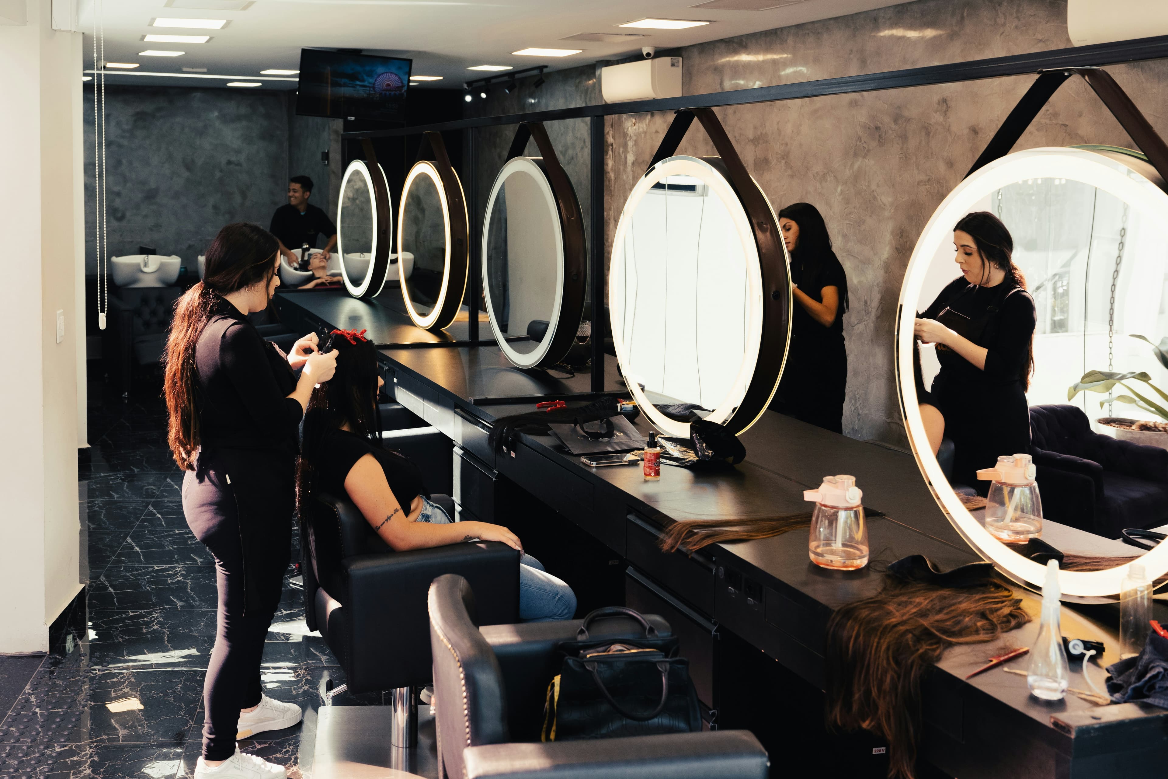 MD Braiding Salon — Sew-In Install
